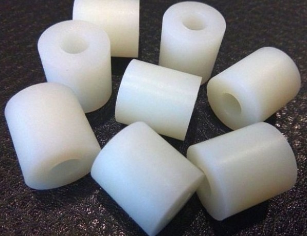 Капролоновая втулка белая ПА 6 Б 80х1400 мм ТУ 2224-036-00203803-2012 фото