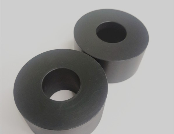 Полиацеталь втулка черная ПОМ-Н 20х60х3000 мм ТУ СТО-002-17152852-2011 фото