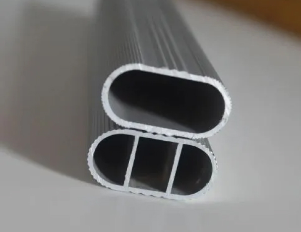 Профиль алюминиевый прессованный овальный АМ4 40х20х3,5 мм ГОСТ 18591-91 фото