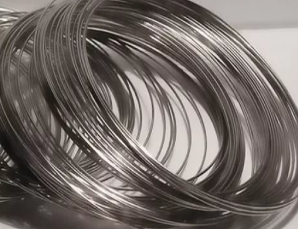 Проволока титановая сварочная ВТ6св 3,5 мм ГОСТ 27265-87 фото